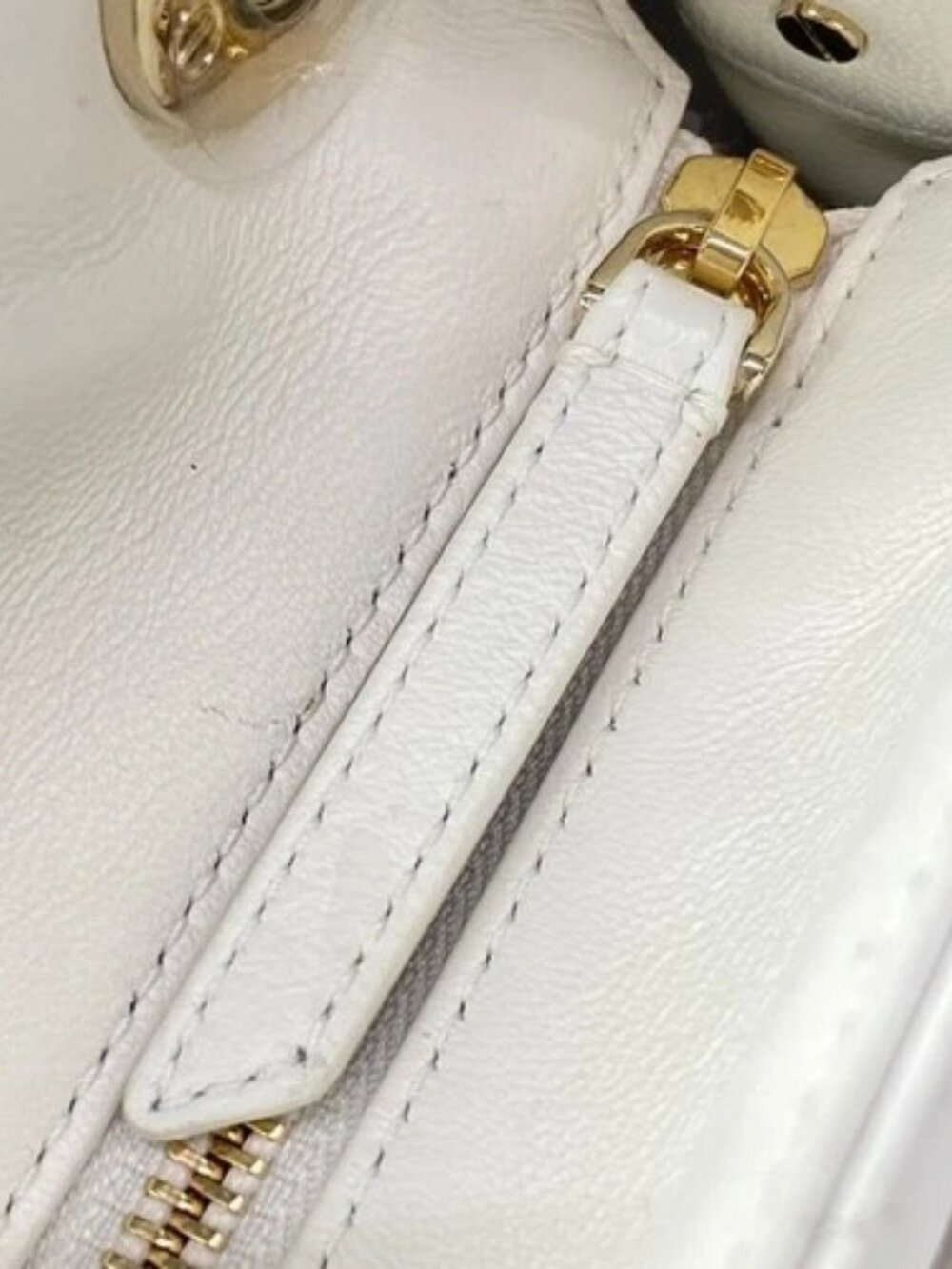 DIOR/ChristianDior Lady Dior Medium Bag White Lambskin Handbag - Picture 13 of 16
